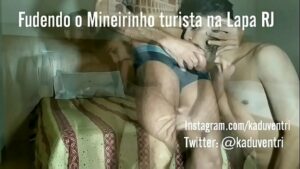 Brasileiros gays fudendo em orgia