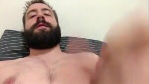 Bruno barbudo pornos gay brasil