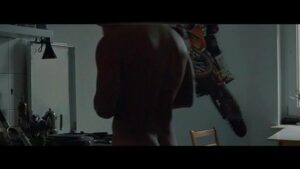 Deadpool 2 cena de sexo gay