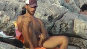 Flagras gay em praia de copacabana