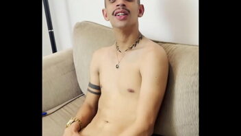Fotos de novinho latinos gay