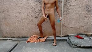 Gay dando pra vizinho na favela