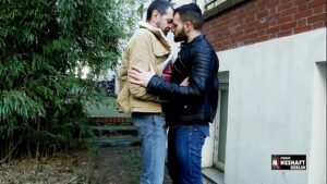 Gay kiss and sex