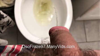 Gay toilet porn