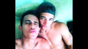 Gays venezuela novinhos jovens twitter