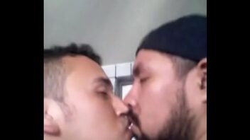 Good gay kissing tube