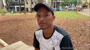 Hetero brasileiro pirocudo fudendo gay