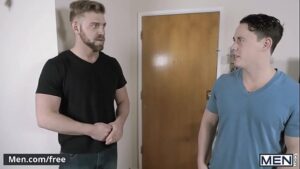 Homens gritando transando com gays