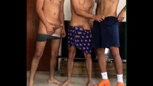 Homens super dotados pelados transando gay brasil