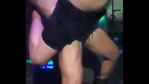 Lap dance porno gay