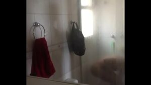 Namorado gay banho xvideo