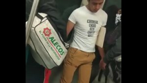Pegada gay no metro