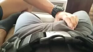 Policial gay fodendo com advogado no escritorio