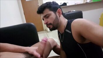 Porno gay amador garotões musculosos