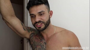 Porno gay com brasileiros de pau grande