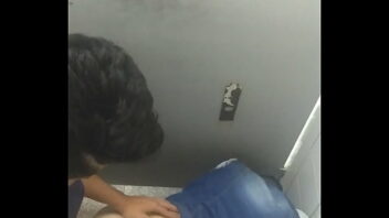 Vídeo gay pegacao nos banheiros da linha prata da cptm