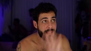 Video porno gay brasileiro gemendo sem capa