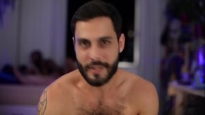Videos gays machos peludos sem capa