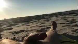 X videos praia nudista gay