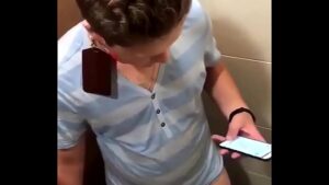 Xvideo.com gay flagra banheiro criciuma