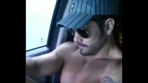 Xvideos.com gay padrasto carro gostoso brasil