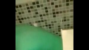 Xvideos flagra gay banheiro