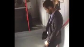 Xvideos gay pau duro no metro