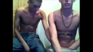 Amadror gay primos se chupando na webcam