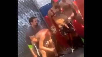 Bandidos em videos porno gay