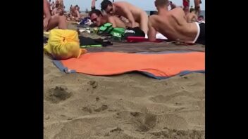 Banho gay na praia