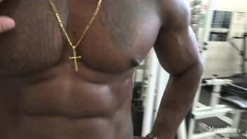 Black bodybuilder gay brazil