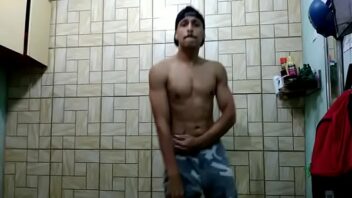 Brasil fake gay nenho nude youtuber