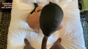Bubble butt gay video on webcam