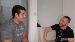 Gay gritando com rola enorme arregaçando x videos brasil