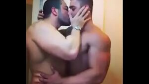 Gay kissing esperm