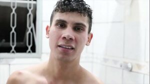 Gay novinho.loirinho.brasileiro