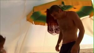 Hemafrodita brasileiro com gay