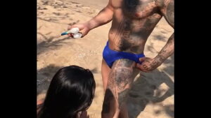 Hot sexo gay sunga praia