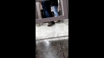 Hq hentai baixar pegaçao nos banheiros porno gay