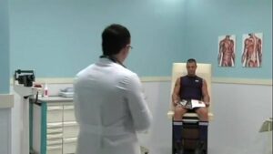 Jogador video gay teste medico