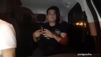 Motorista do uber tarado por gay