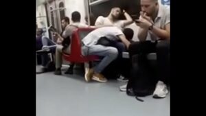 Pegação gay em trem e onibus