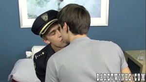 Policial com gay sexo