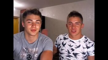 Porn gay italian showing asshole in cam