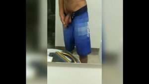 Porno gay com mijada na cara