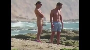 Praia de nudes porno gay