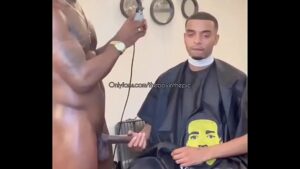 Putaria gay na barbearia