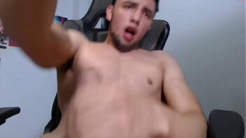 Red 21 webcam gay porn