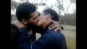 Sexo anal entre gay safada caseiros