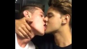 Straight gay kiss xvideos